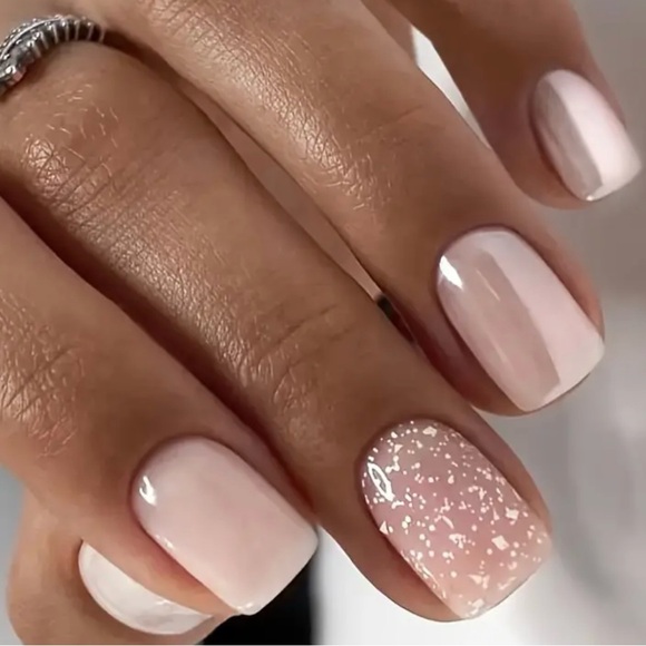 Boutique Other - Pinkish Clear Press On Nails 24pcs